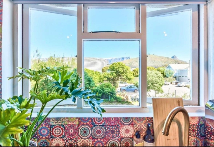 To Let 1 Bedroom Property for Rent in Mouille Point Western Cape
